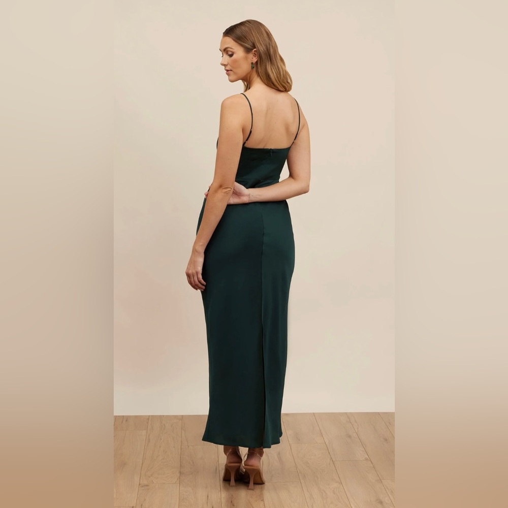 Park and Fifth Maxine Dress- Hunter Green
Size small - Picture 3 of 5